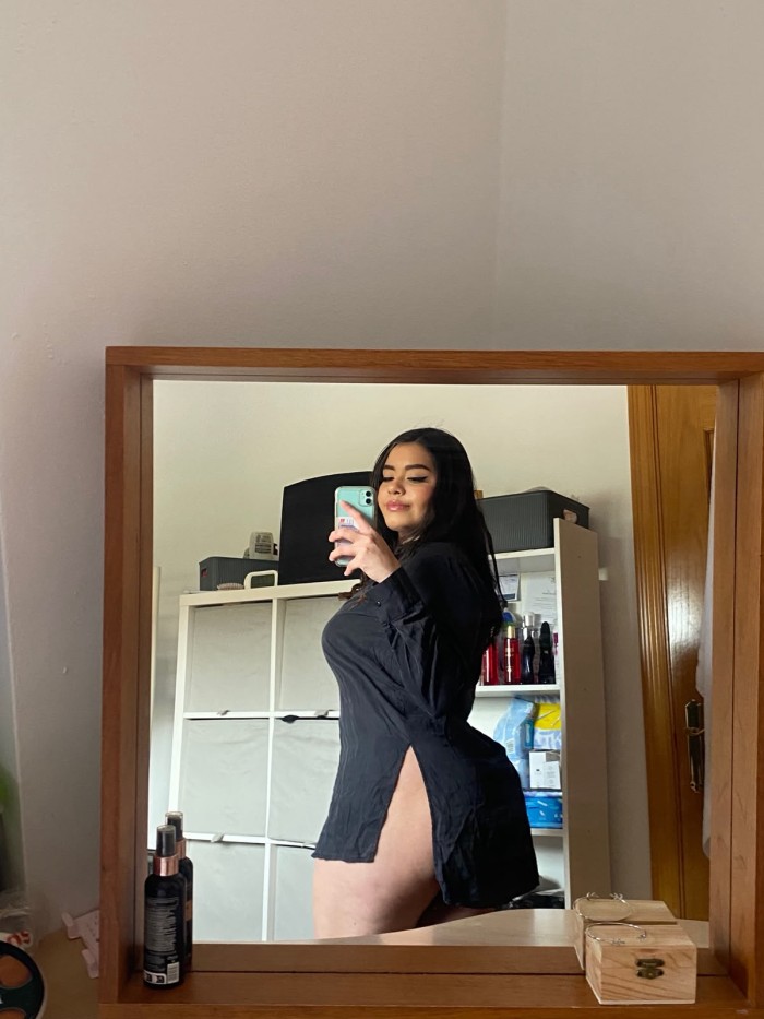 HERMOSA COLOMBIANA NUEVA POR TU ZONA
