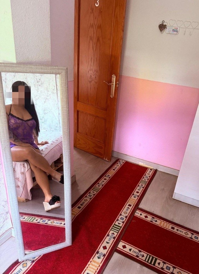 Jovencita inexperta con ganas de ti
