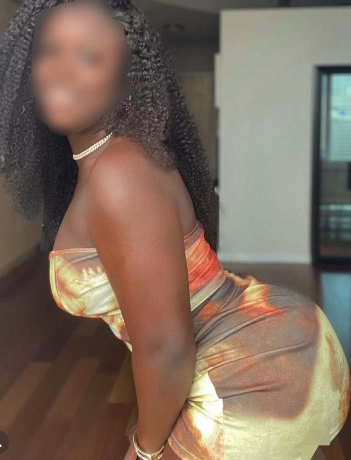 EN ELCHE SEXO LUJURIA MORENA DESEOSA DE SEXO