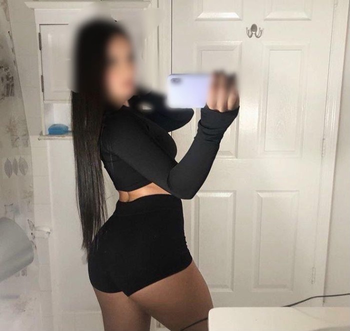 JOVENCITA EXOTICA BELLA COQUETA ENCANTADORA COMPLA