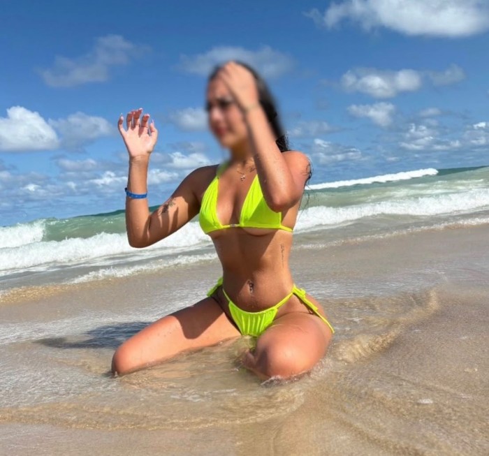 JOVENCITA EXOTICA BELLA COQUETA ENCANTADORA COMPLA