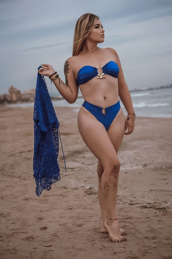 NOVEDAD EN ILLESCAS! SARA CARIÑOSA FIESTERA MORBOSA JUGUETONA