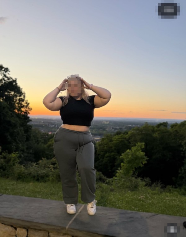 RUBIA PRECIOSA PURO MORBO Y PLACER TETONA CULONA