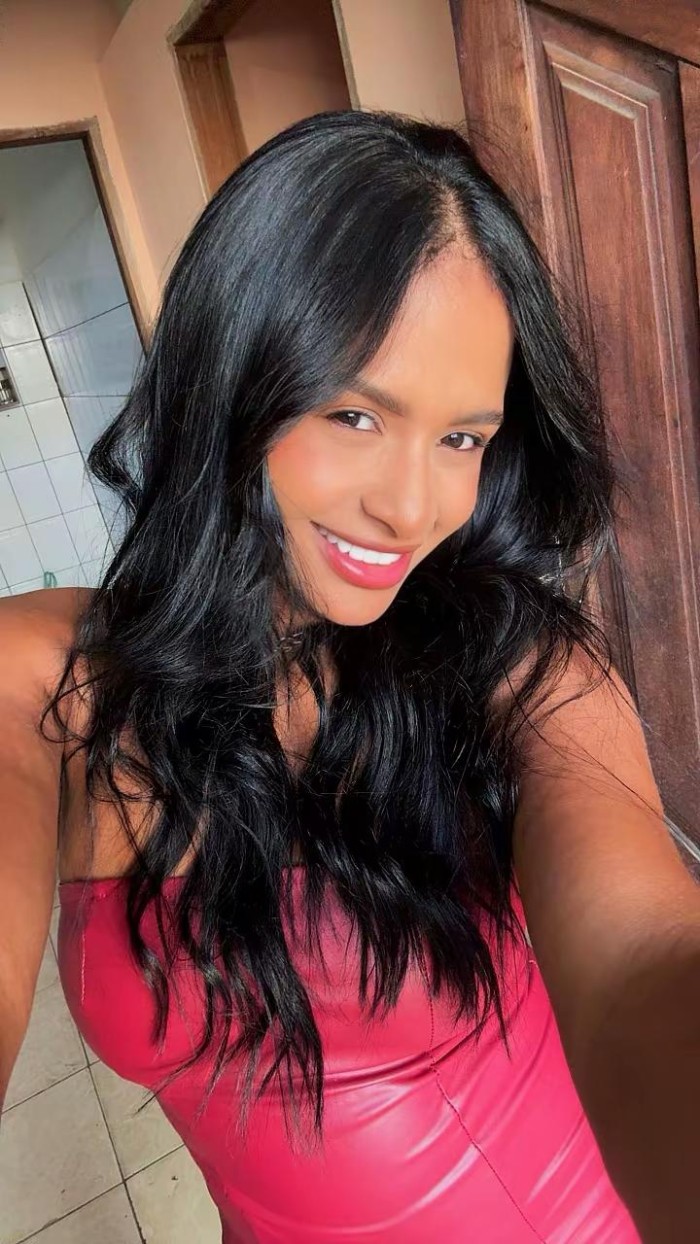 ZONA GROS – BRASILEÑA DE LUJO ARDIENTE Y SUPER EXCITANTE