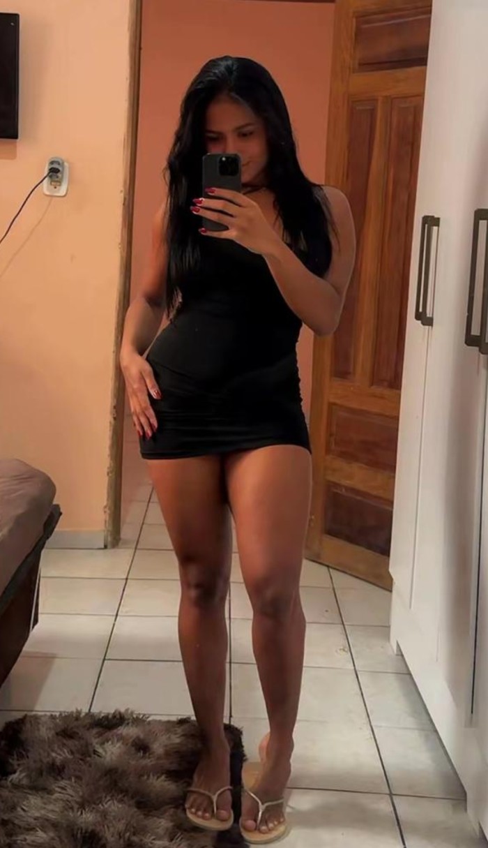 ZONA GROS – BRASILEÑA DE LUJO ARDIENTE Y SUPER EXCITANTE