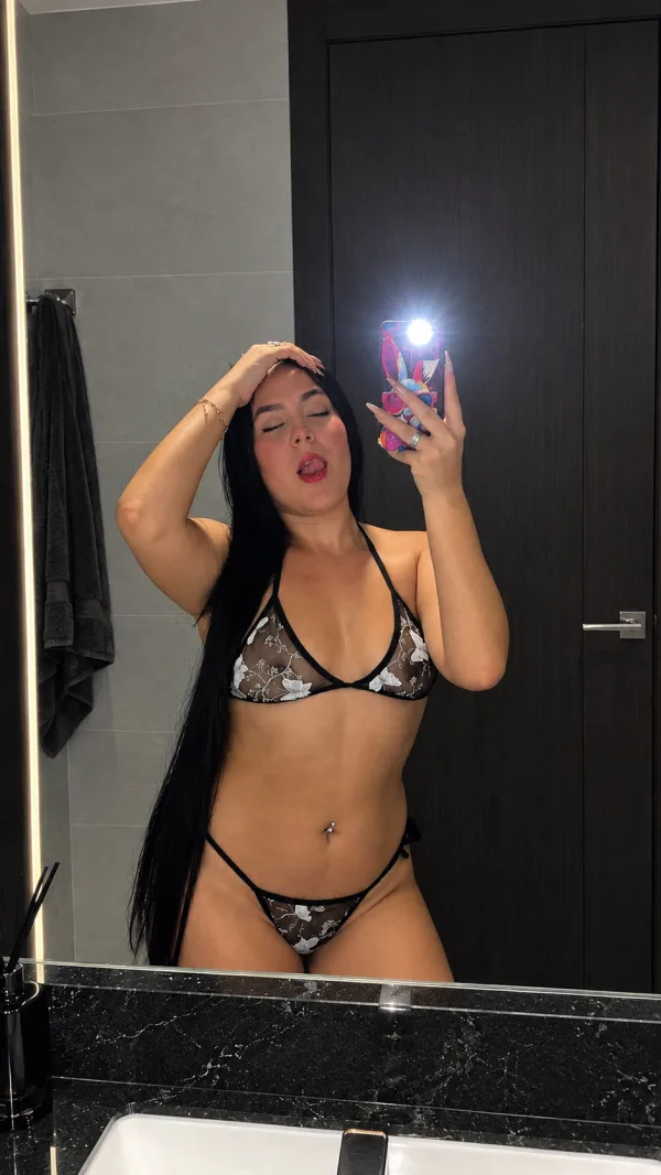 Daniela, cariñosa y simpática 24 horas independiente Y realizo SALIDAS
