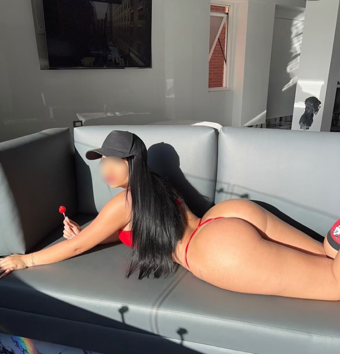 FABIANA HERMOSA LATINA SÓLO WHATSAPP