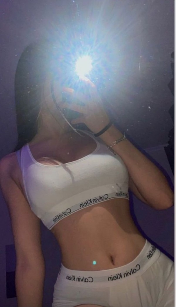 DELICIOSA CACHONDA ARDIENTE DESEOSA DE PLACER