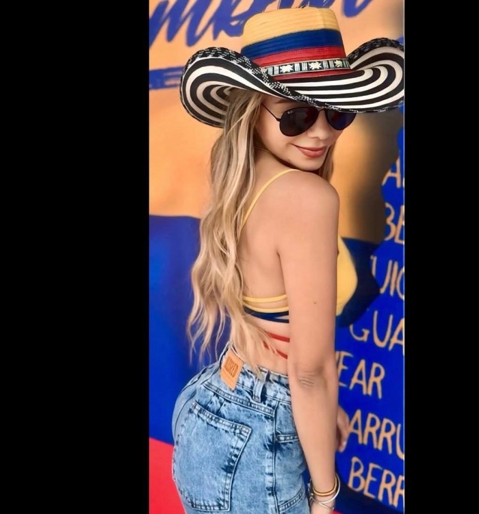 EN IBIZA SEXO FIESTA A TOPE LUJURIA ARDIENTE