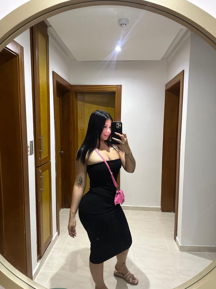 ARDIENTE FOGOSA SENSUAL BOMBA DE SEXO A TOPE