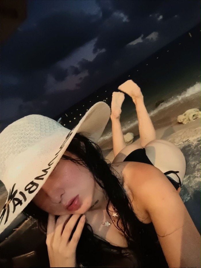 Megan tu ama dominante de verdad Experiencia única