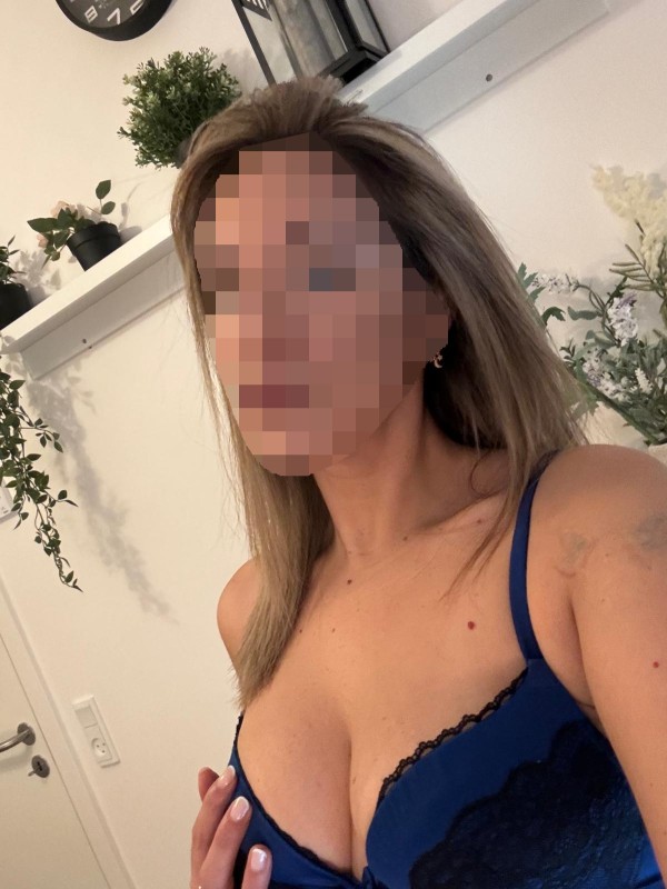 MIA – JOVENCITA CON GANAS