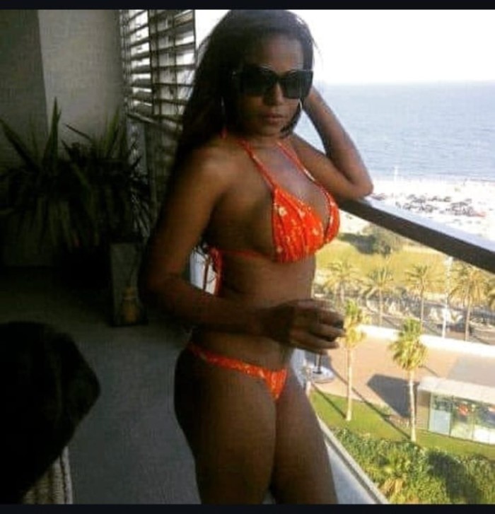 Débora tu espectacular morena