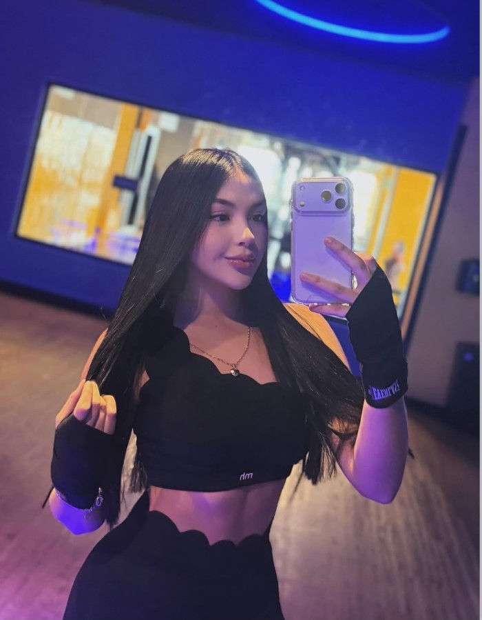 EN BARCELONA ESCORT ARDIENTE RECIEN LLEGADA DESEOS
