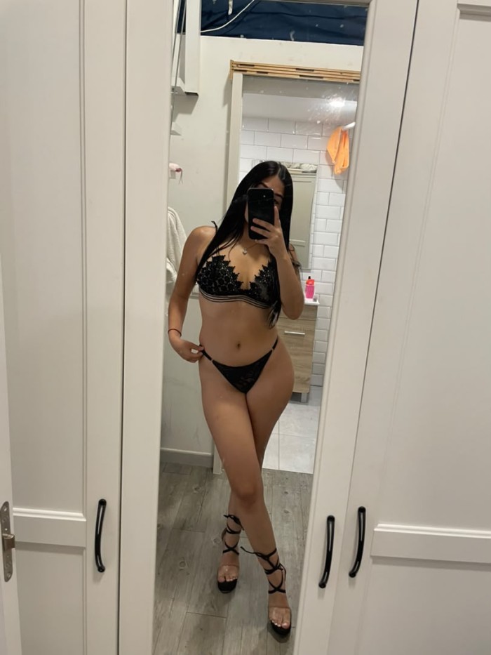 MICHELLE ESPECTACULAR JOVENCITA PARA PASARLO BOMBA
