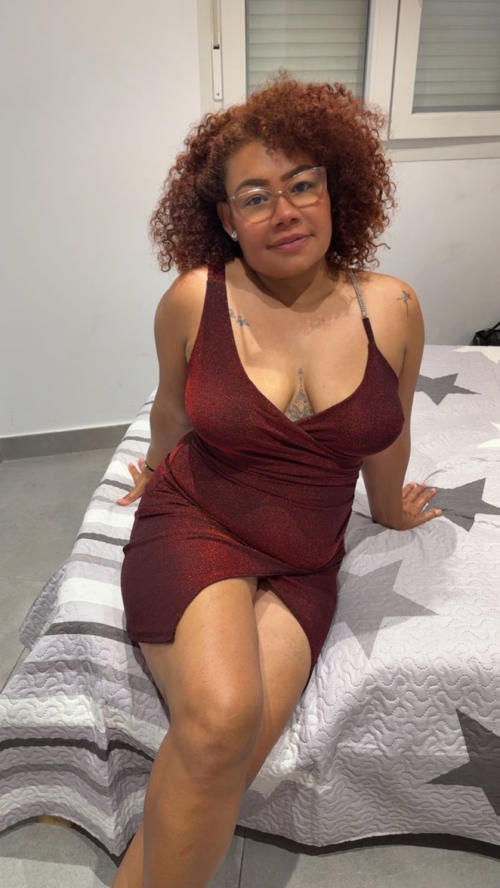 MADURITA COLOMBIANA PARA GOZAR RICO EN LA CAMA