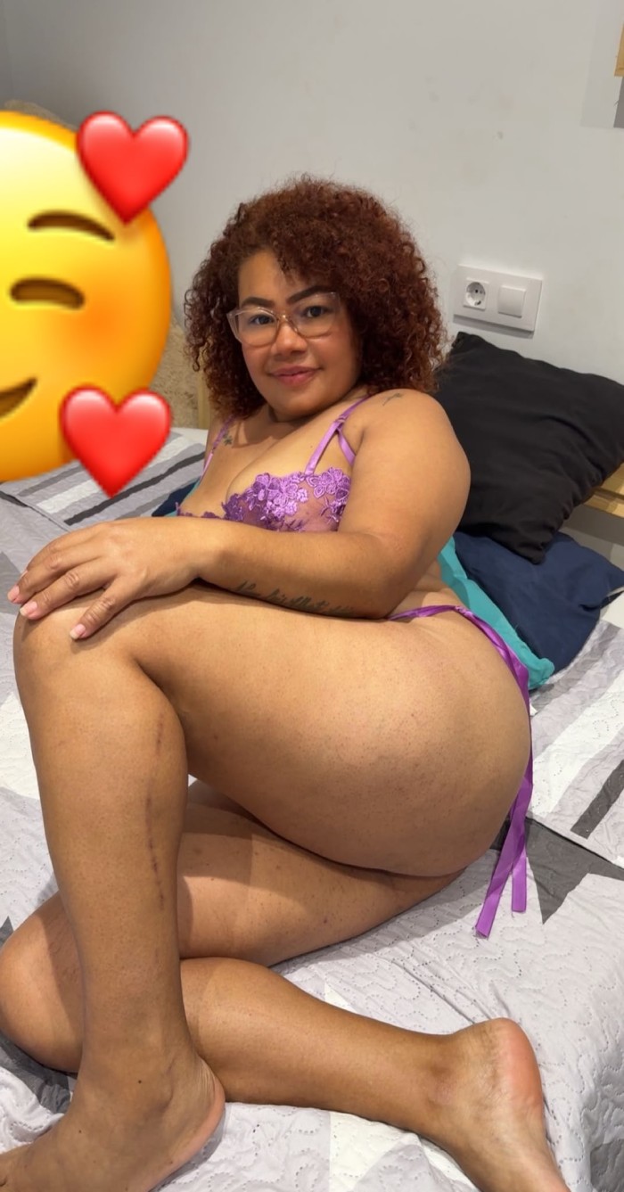 MADURITA COLOMBIANA PARA GOZAR RICO EN LA CAMA