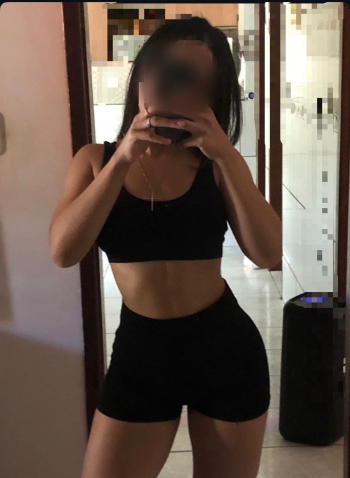 Camila jovencita recién llegada puro vicio Jaén
