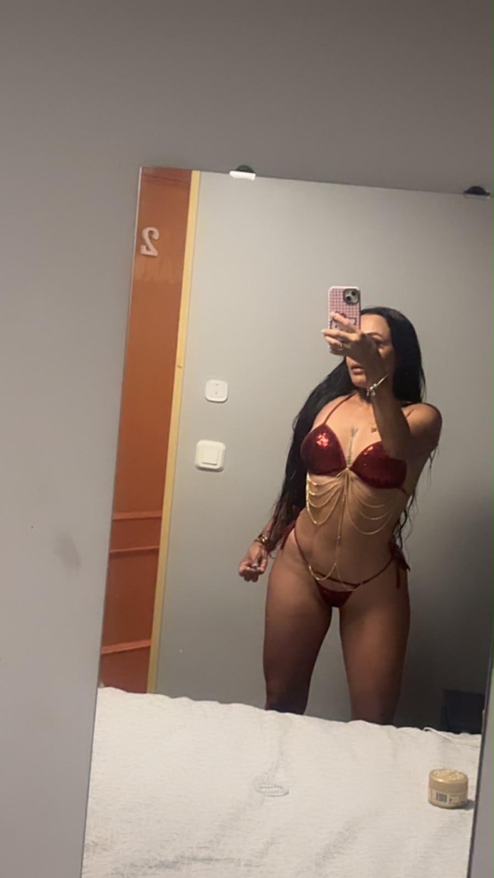 MÍA ENCANTADORA