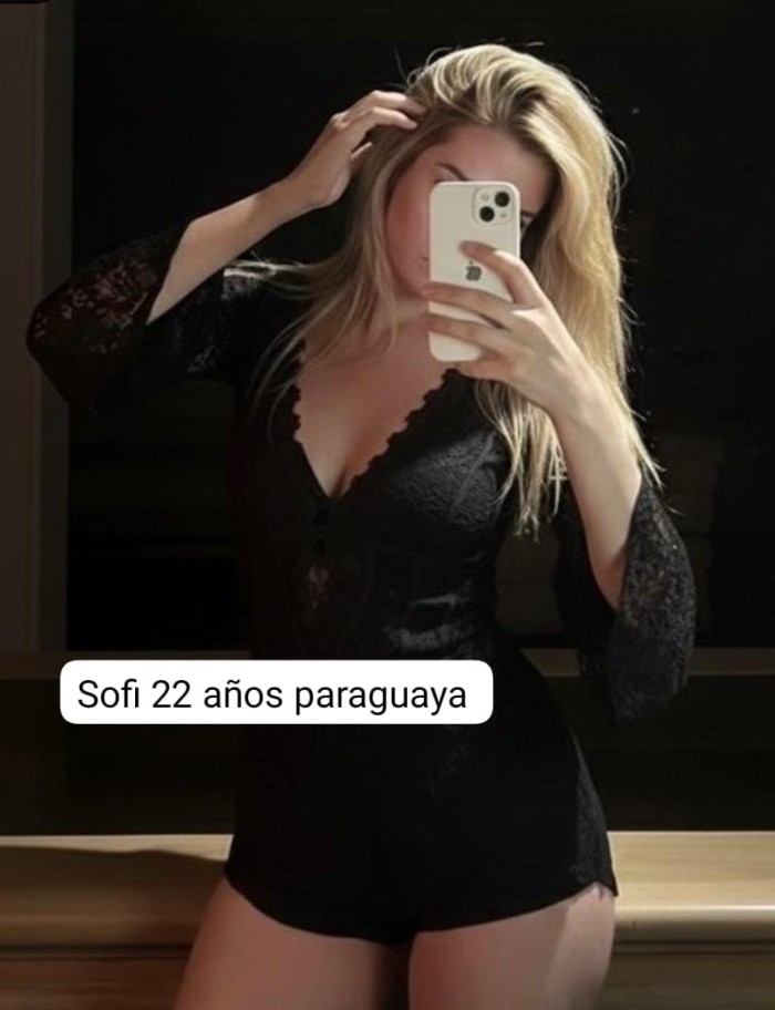 Coñito rico juguetona