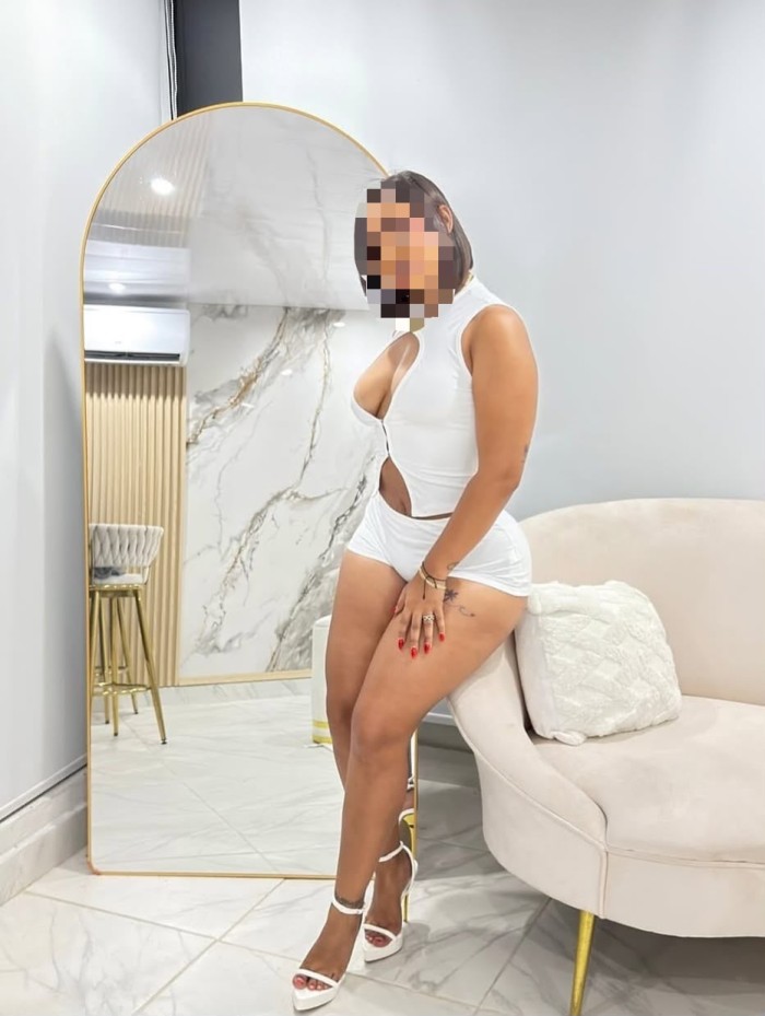 LATINA CALIENTE VAGINA JUGOSA COMPLACIENTE Y BUEN