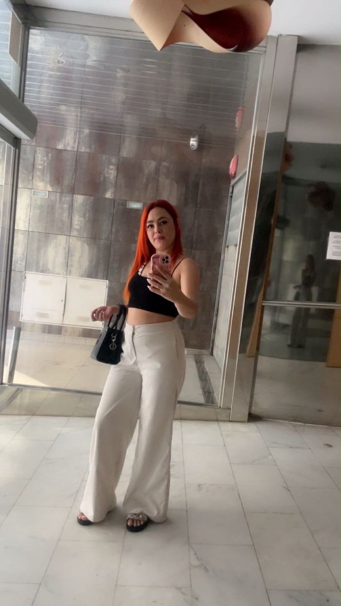 Guapa peli roja en carlet valencia