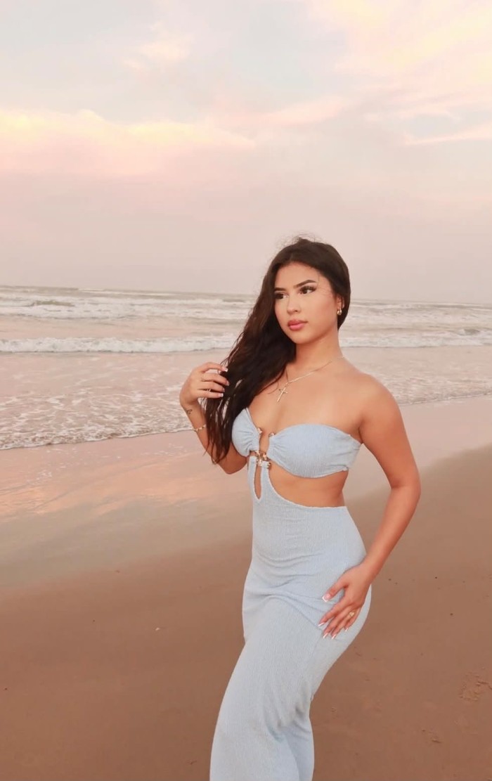 EN ARANJUEZ ESCORT ARDIENTE DESEOSA DE SEXO