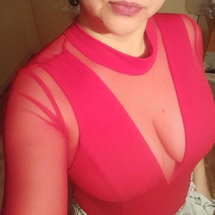 ¡¡INSÓLITO!! DESCUBRE A UNA CHICA QUE NO DEFRAUDA