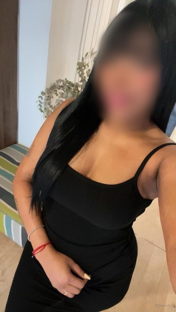 FIESTERA ESTRECHITA VEN Y LLENAME DE PLACER