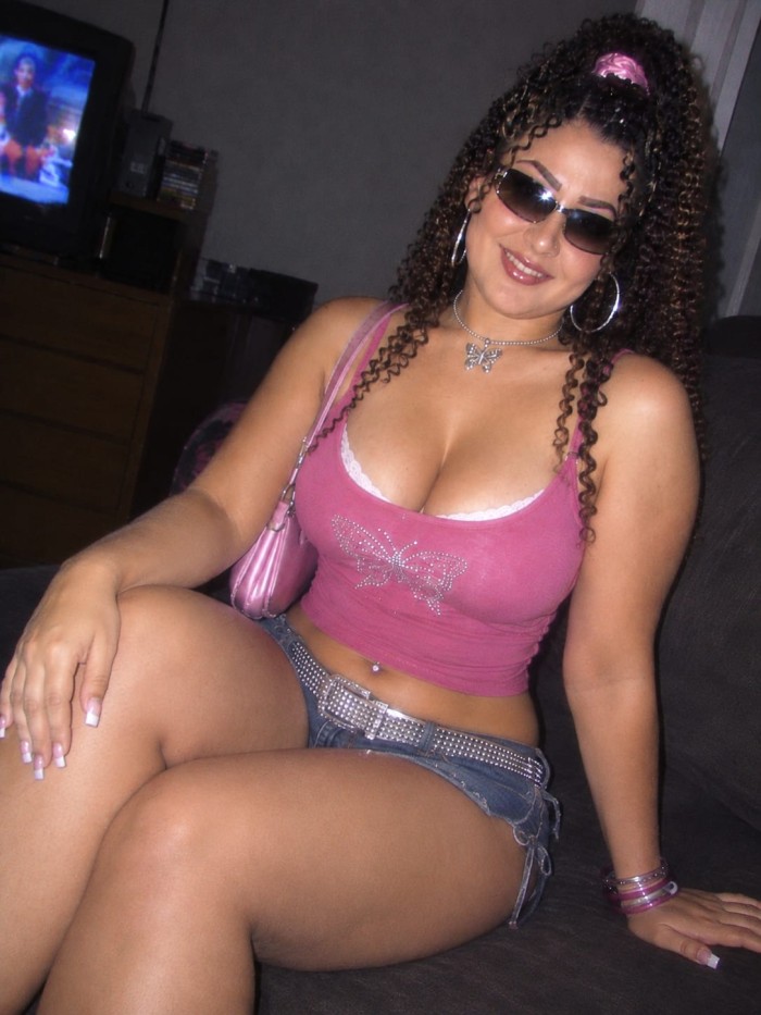TE ESPERO MOJADITA PARA QUE ME FOLLES RICO.
