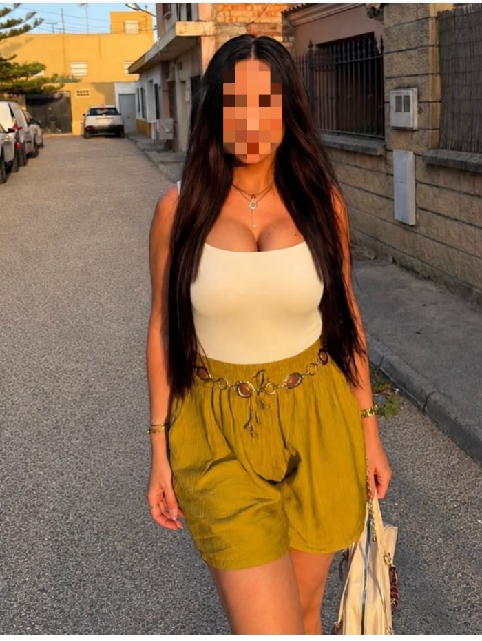 EN CASARES COSTA ENCANTADORA EXOTICA SENSUAL APASIONADA Y COMPLACIENTE
