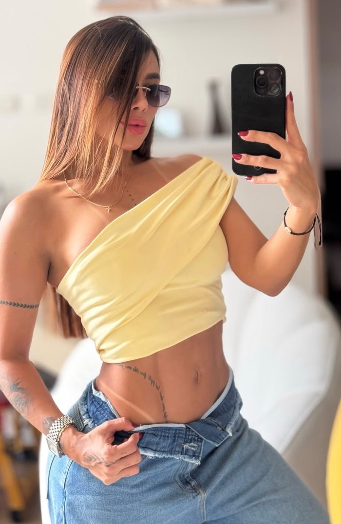 Colombiana muy enrollada y divertida 24 horas!!