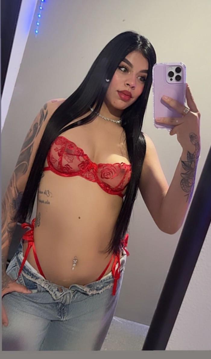 ADHARA, BELLEZA LATINA 23 AÑOS VIP ESCORT