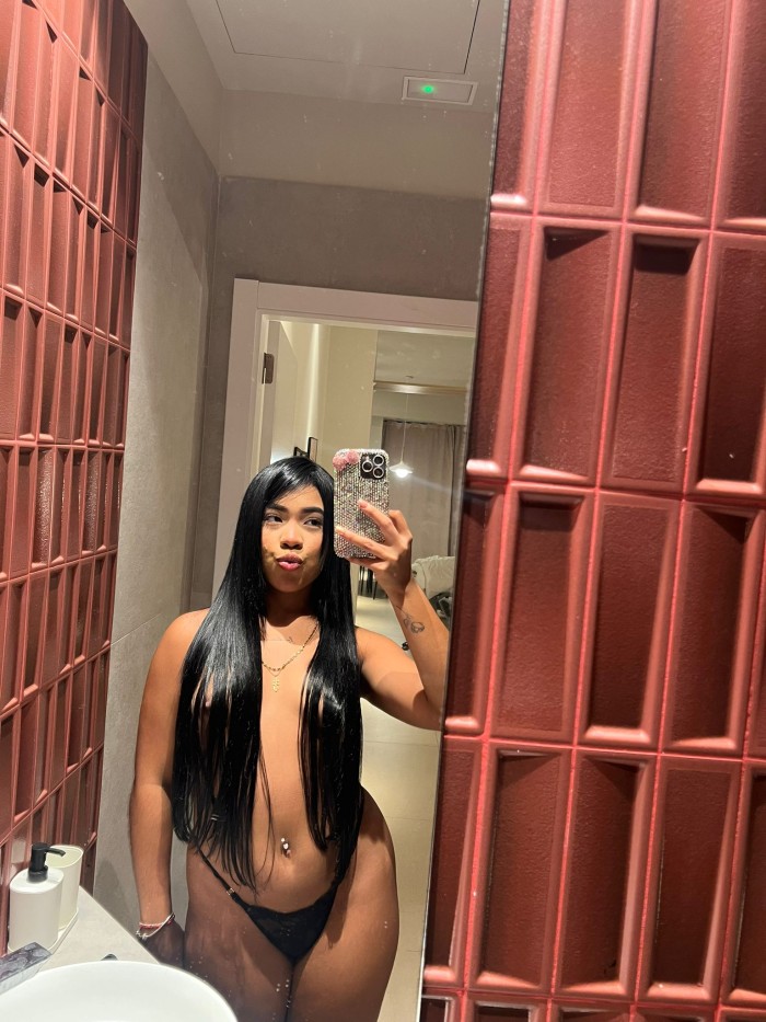 PRECIOSA NIÑOTA DELGADITA POLVOS DESDE 25€