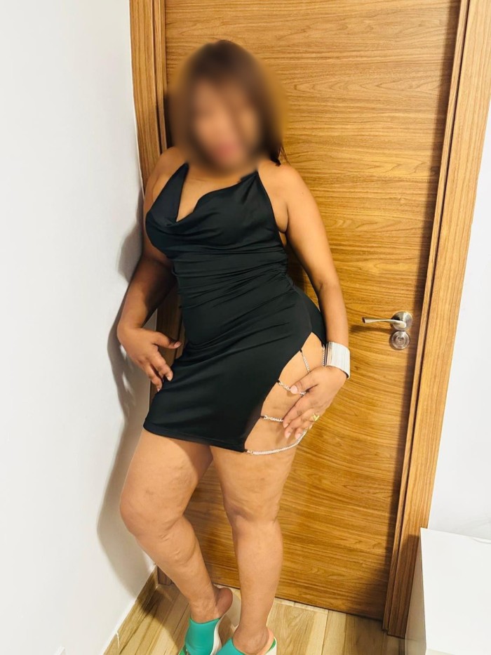 LATINA SEXY COMPLETA EN ARGANDA DEL REY! 24H