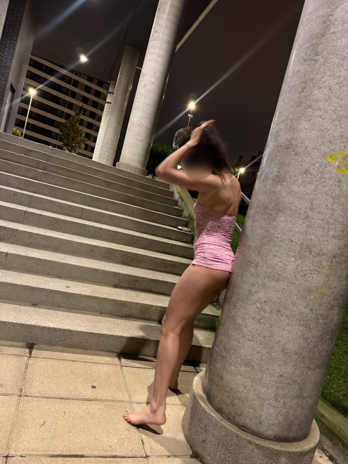 SOY LIA JIMENEZ, CALUROSA Y RESERVADA