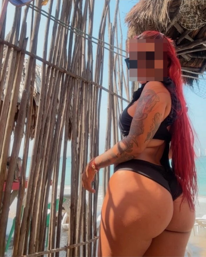 ESTRECHITA RICA VEN QUITAME LAS TANQUITAS NOVEDAD