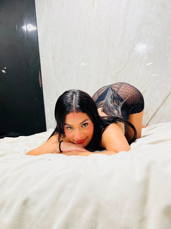 VALENTINA, LA JOVEN VENEZOLANA DE 20 AÑOS QUE LLEGA COMO NOVEDAD Y SE