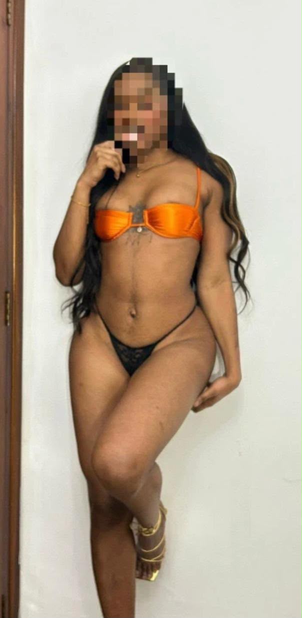 SENSUAL JOVENCITA APASIONADA Y COMPLACIENTE