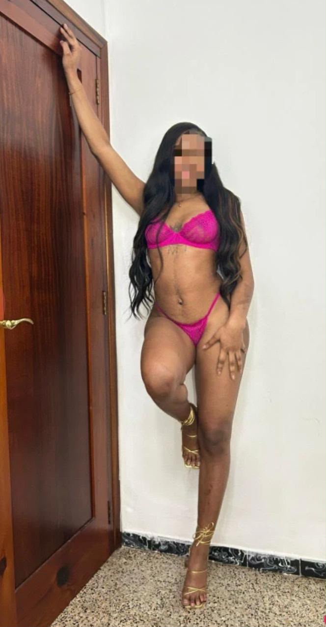 SENSUAL JOVENCITA APASIONADA Y COMPLACIENTE