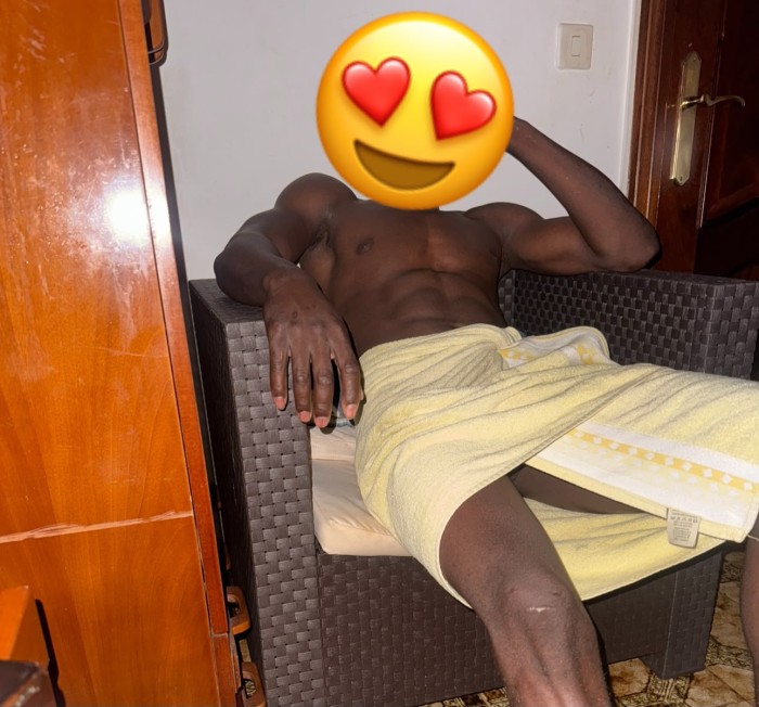 «GIJON» HETERO REVIENTA CULOS (VEN POR MI LECHE)