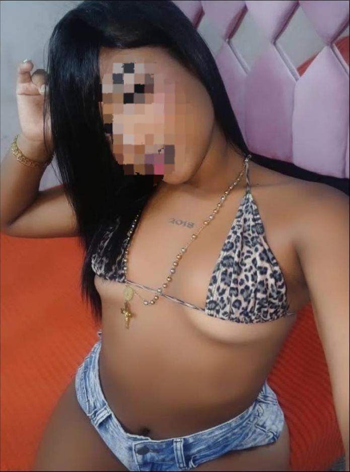 JOVENCITA CACHONDA (EXPERTA SACANDO LECHE) ALCALÁ DE HENARES