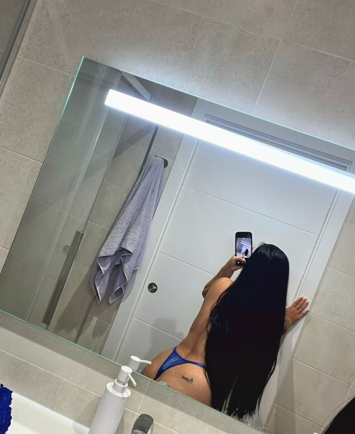 SOFIA SERE TU ADICCION ENCANTADORA EXÓTICA