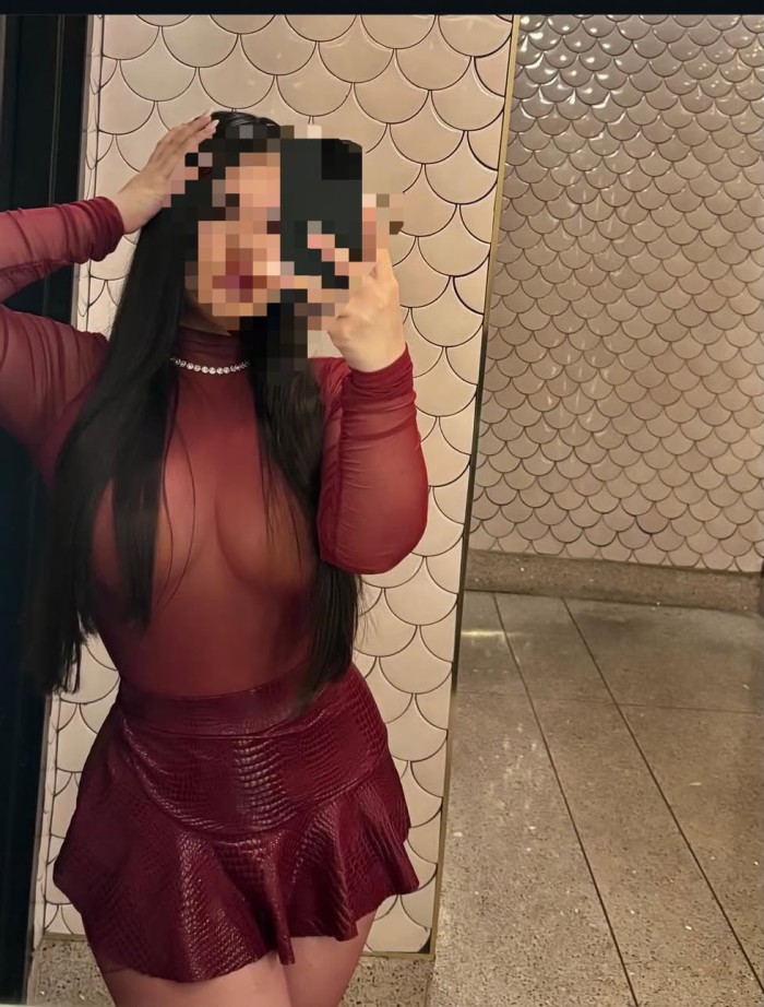 SOFIA SERE TU ADICCION ENCANTADORA EXÓTICA