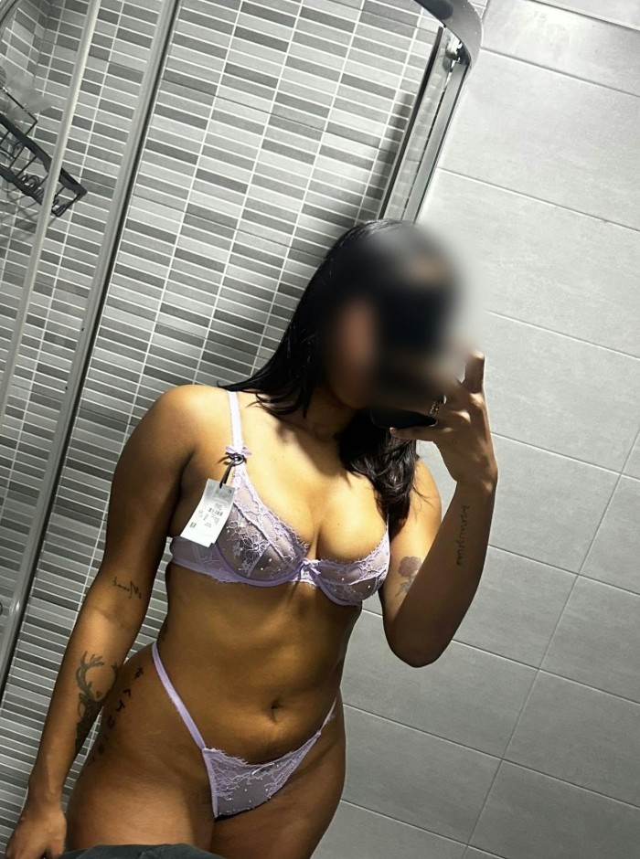 DIOSA DEL SEXO MUY COMPLACIENTE VEN Y ATREVETE