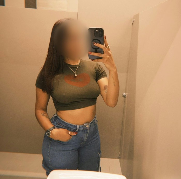 DIOSA DEL SEXO MUY COMPLACIENTE VEN Y ATREVETE