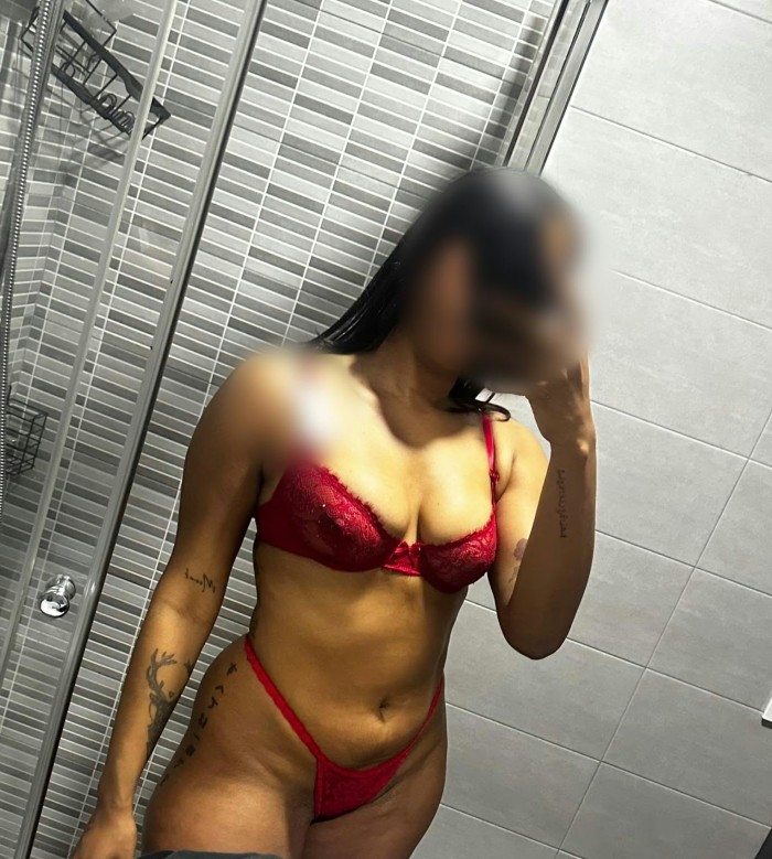 DIOSA DEL SEXO MUY COMPLACIENTE VEN Y ATREVETE