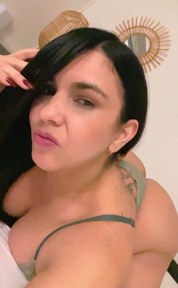 PRIMERA VEZ! LUCIANA.. EN MALLORCA-INCA! ESPECTACULAR VENEZOLANA MOJADITA