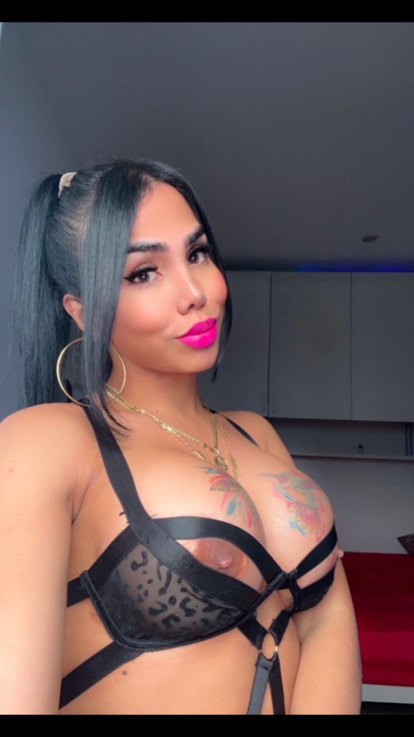 MUÑECA REAL FIESTERA A TOPE CAÑERA CALIENTE