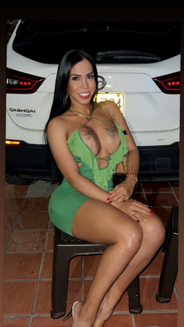MUÑECA REAL FIESTERA A TOPE CAÑERA CALIENTE